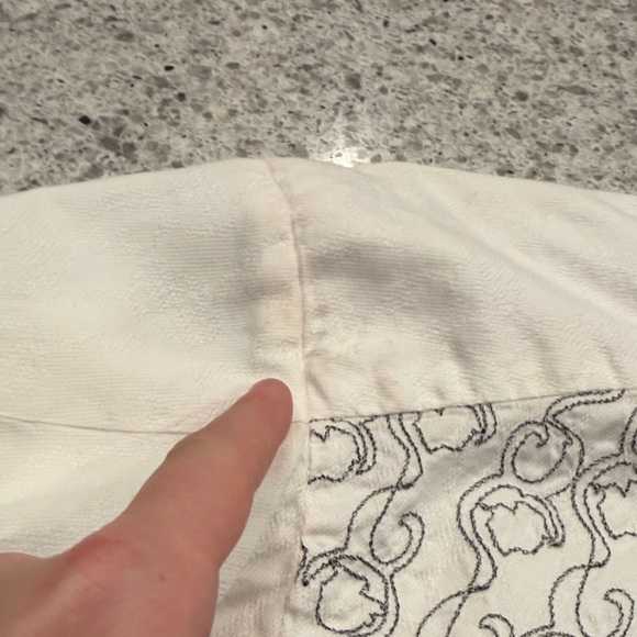 Men's Robert Graham White Patterned Shirt with Flip Cuff Size Large Embroidered - Picture 7 of 10